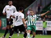 Bohemians 1905 - Most: Kotyza (vpravo) bojuje s Hainaultem