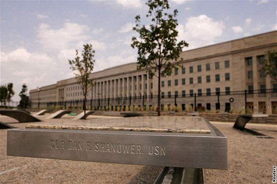 Memorial v Pentagonu u výroí 11. záí 2001