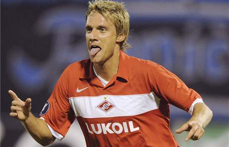 Radoslav Ková (Spartak Moskva) se raduje z gólu