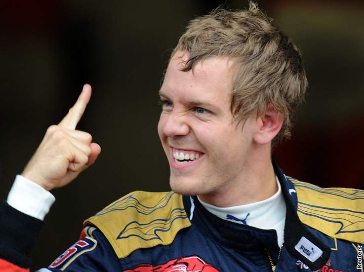 Sebastian Vettel se raduje z triumfu v kvalifikace Velké ceny Itálie