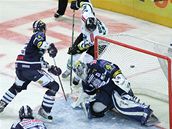 Liberec-Mladá Boleslav, Závar p�ed brankou domácích