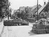 Mobilizace 1938: Silni�ní uzáv�ra v Dalim��icích u Turnova