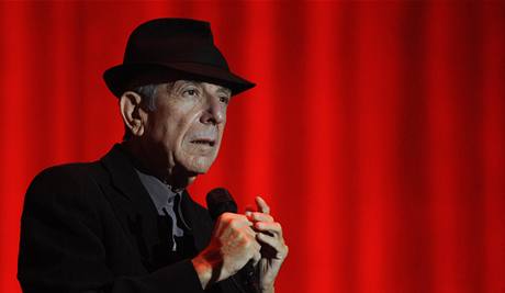 Leonard Cohen pi praskm koncertu 