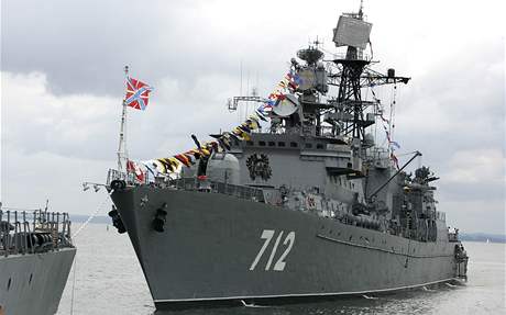 Rusko kvli únosu Fainy poslalo do oblasti fregatu Nebojsa (na snímku).