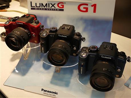 Panasonic Lumix G1 je ve třech barvách