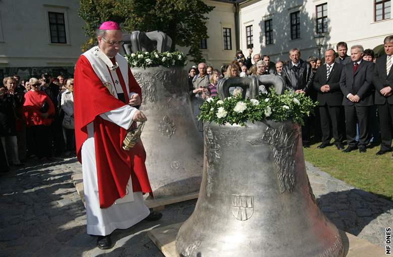 Slavnost svatého Václava spojená s ehnáním dvou nových zvon v Olomouci