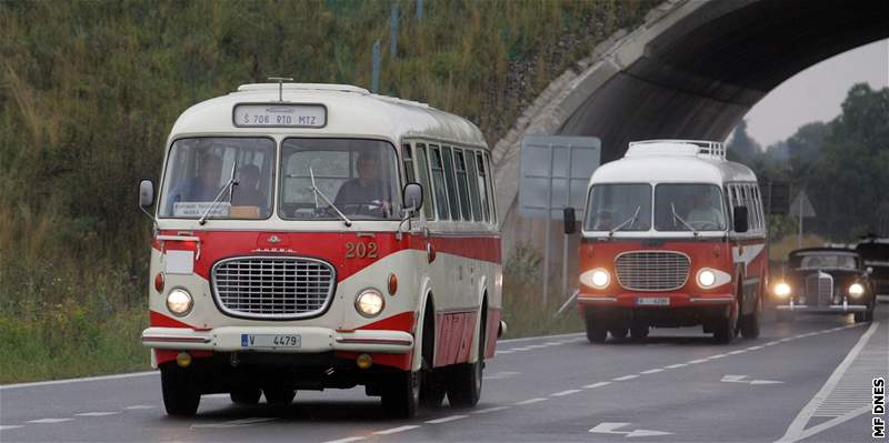 Zkratka RTO v oznaení autobusu znamená: rámový, trambusový, osobní.