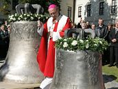 Slavnost svatého Václava spojená s ehnáním dvou nových zvon v Olomouci