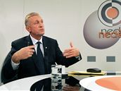 Mirek Topolánek ve studiu diskusního po�adu televize Prima. (21. zá�í 2008)