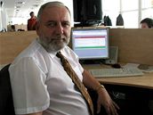 Pro nového �editele Pavla Hazuku bude nejt잚í probrat se ve�kerou dokumentací k nové budov� knihovny.