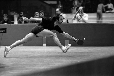 Francouzský stolní tenista Jacque Secretin na fotografii Stanislava Tereby.