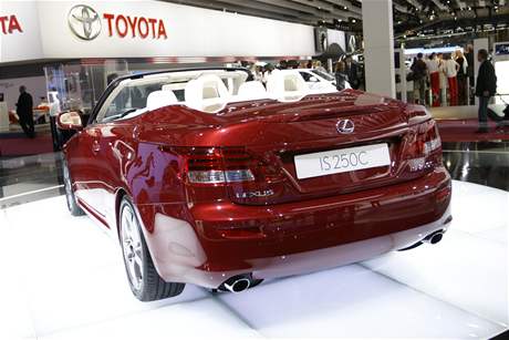 Lexus IS Convertible