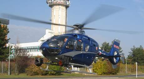 Policejn vrtulnk EC 135 T2