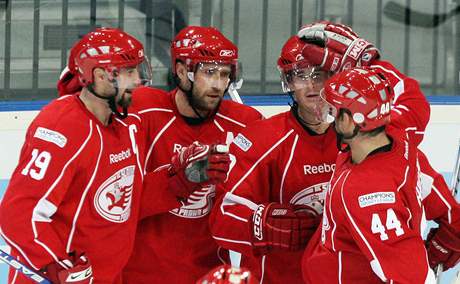 Hokejisty Slavie eká v Curychu nelehký soupe.