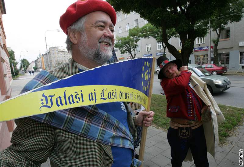 Herec Bolek Polívka se neúspn soudil o autorská práva k Valaskému království.