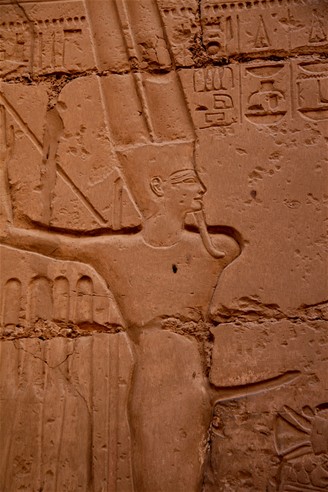 Egypt. Bh plodnosti v chrmu v Karnaku