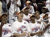 Basketbalistky Detroitu slaví t�etí titul