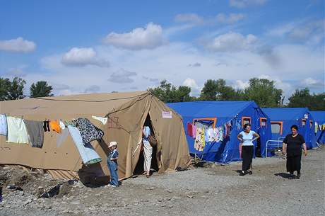 Jeden z gruznskch uprchlickch tbor