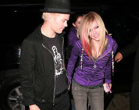 Avril Lavigne se svm manelem Deryckem Whibleym