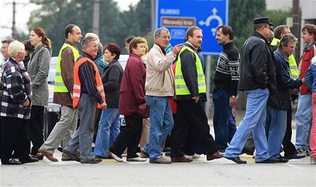 Blokáda v Lipvce na silnici z Brna do Svitav