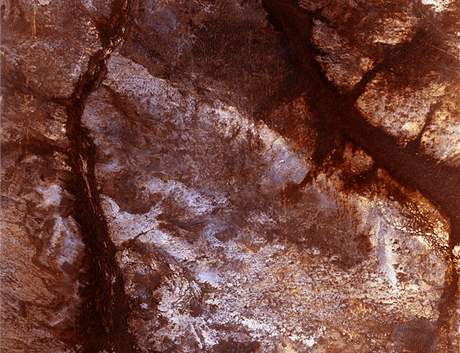 Vyschlá íní koryta na Sahae odhalují radarové snímky z obné dráhy. Ilustraní foto