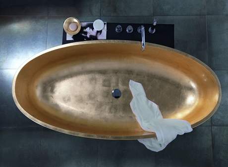 Koupel ve zlat van