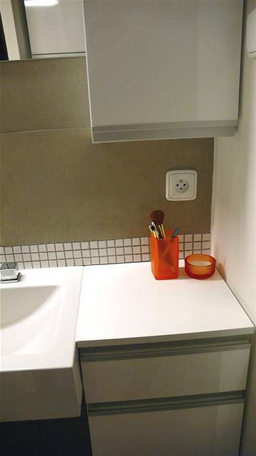 Minimalistick koupelna v panelku 