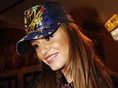 Zuzana Jandová na znovuotev�ení kabaretu Tingl Tangl