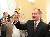Michal Haek slaví dobrý výsledek voleb na jiní Morav