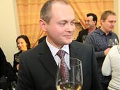 Michal Haek slaví dobrý výsledek voleb na jiní Morav