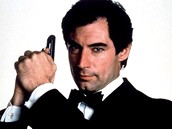 Timothy Dalton jako James Bond