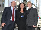 Zbyn�k Drda, David Novotný a Jana Bobo�íková 