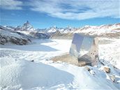 Chata ve tvaru krystalu u výcarského Matterhornu