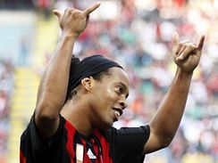 AC Miln: Ronaldinho