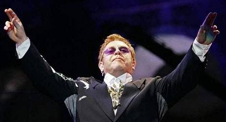 Elton John, koncert u Kolosea v ím (3. záí 2005)