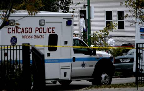 Policie v Chicagu zasahuje v dom Darnell Donnersonov, matky hereky Jennifer Hudsonov, kter byla zastelena spolu s jejm bratrem
