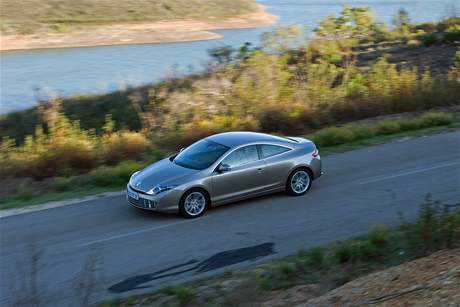 Renault Laguna Coup