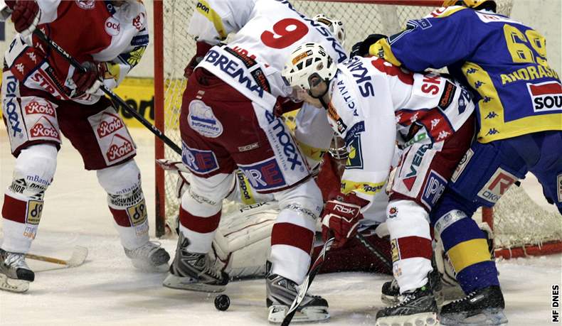 Osmnáctiletý zlínský branká Jakub Sedláek proti Slavii zazáil, poprvé v extralize udrel isté konto.