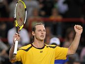 David Nalbandian se raduje, v Pa�í�i vy�adil Andyho Murrayho