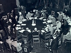 Postupimsk konference, 1945