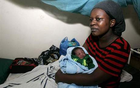 Josephine Ochiengová z Keni porodila svého syna 5. listopadu, pojmenovala ho Barack Obama. 