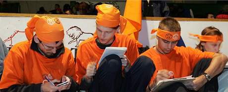 Úastníci brnnské mstské hry Tmou (7.11.2008)
