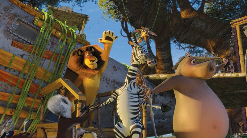 tveice lev, zebra, irafa a hroice se vrací v druhém díle Madagaskaru.
