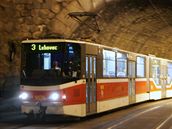 Vyehradským tunelem projela poslední tramvaj, msíc zstane zavený