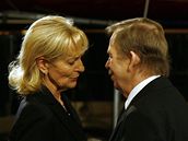 Václav Havel na poh�bu Helmuta Zilka