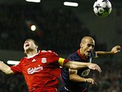 Liverpool - Atlético Madrid: Gerrard a Pernía