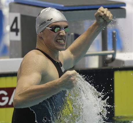 Nmecký plavec Paul Biedermann se raduje ze svtového rekordu