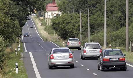 Hlídek u silnic je málo, policejní dstojníci pro to mají mnoho argument.