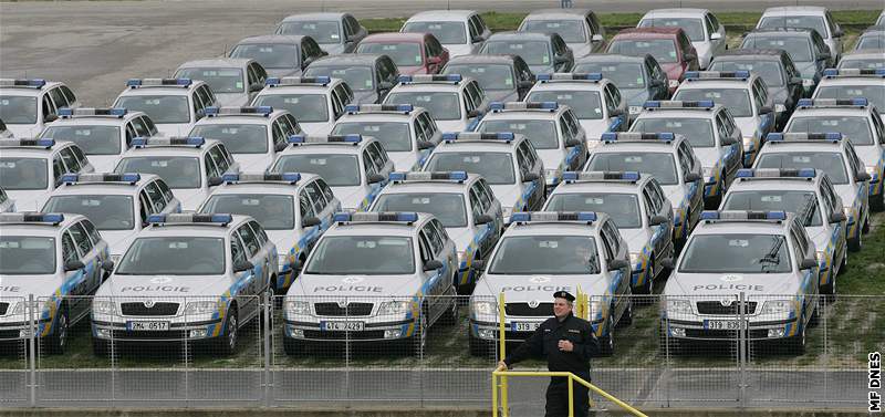 Policie si z Masarykova okruhu v Brn odvezla nové sluební vozy