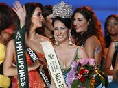 Karla Paula Henry z Filipín získala korunku Miss Earth 2008